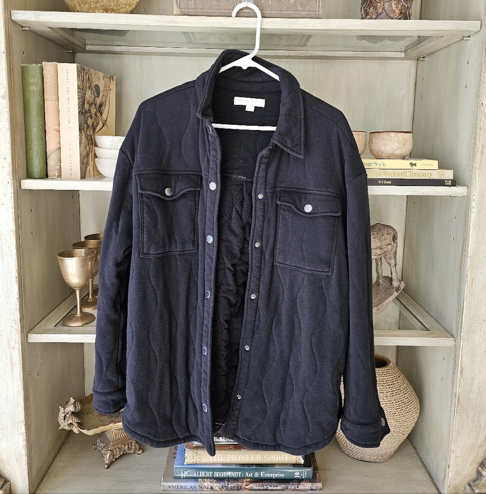 $158 Spiritual Gangster Wave Quilted Shacket Black - Picture 5 of 12